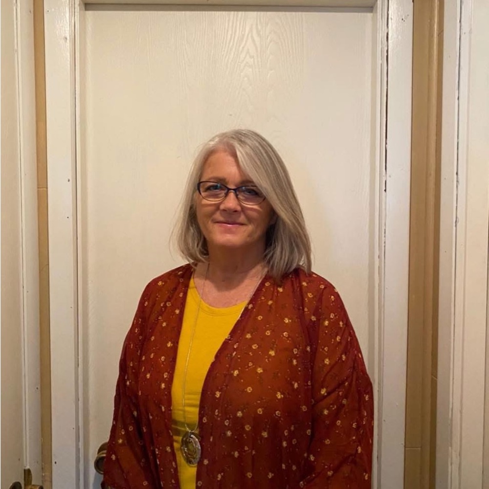 Meet your Posher, Joy